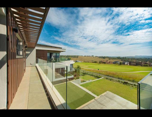 5 BEDROOM HOUSE FOR SALE IN COPPERLEAF ESTATE